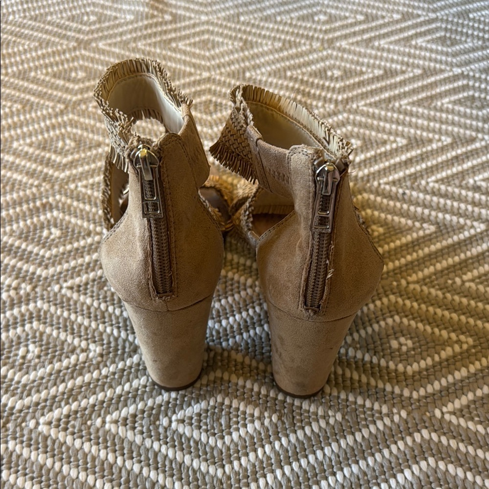 Sam & Libby Straw Sandals - Picture 2 of 4